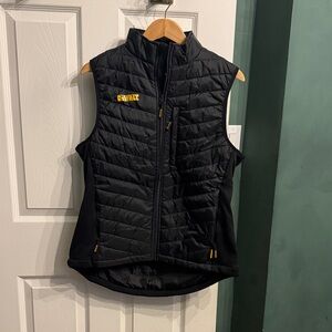 DeWalt Men's Black Quilted Vest